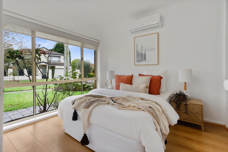 Photo - 2/17-19 Hilda Street, Cheltenham VIC 3192 - Image 10