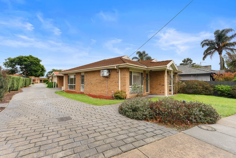 Photo - 2/17-19 Hilda Street, Cheltenham VIC 3192 - Image 15