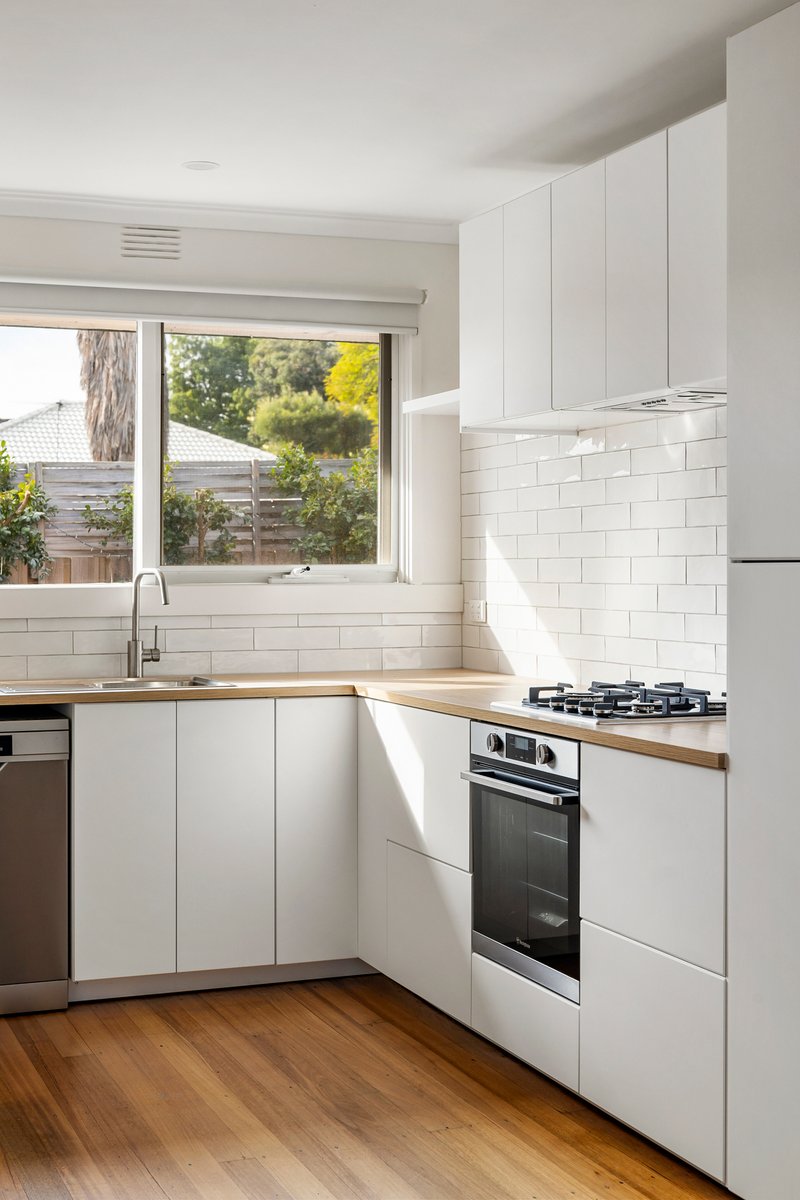 Photo - 2/17-21 Mount View Court, Frankston VIC 3199 - Image 2