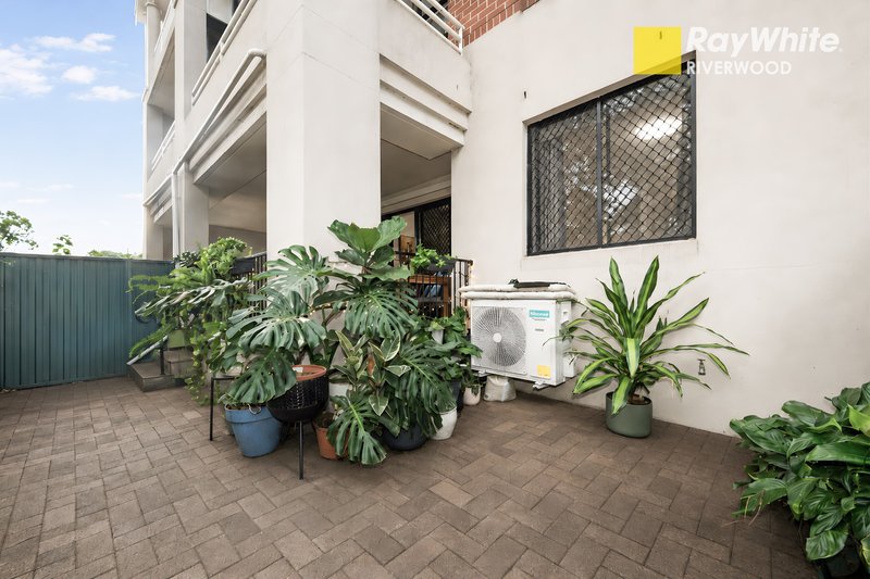 Photo - 2/17-21 Webb Street, Riverwood NSW 2210 - Image 4