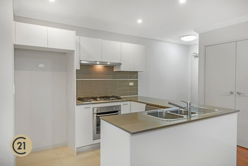 Photo - 2/17-23 Dressler Court, Holroyd NSW 2142 - Image 4