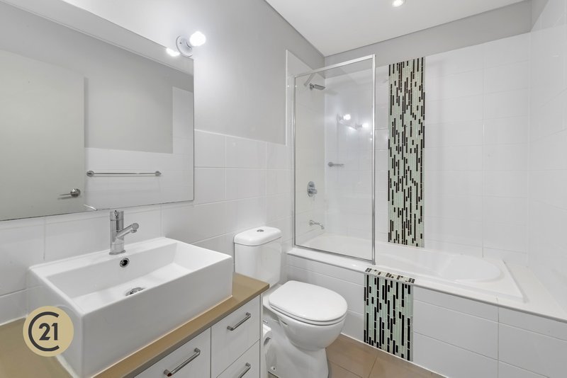 Photo - 2/17-23 Dressler Court, Holroyd NSW 2142 - Image 5