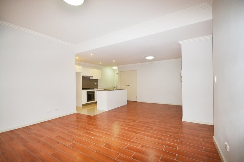 Photo - 2/17-23 Dressler Court, Holroyd NSW 2142 - Image 4