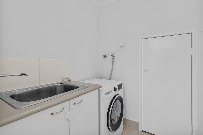 Photo - 2/17-27 Mulgrave Road, Marsden QLD 4132 - Image 12