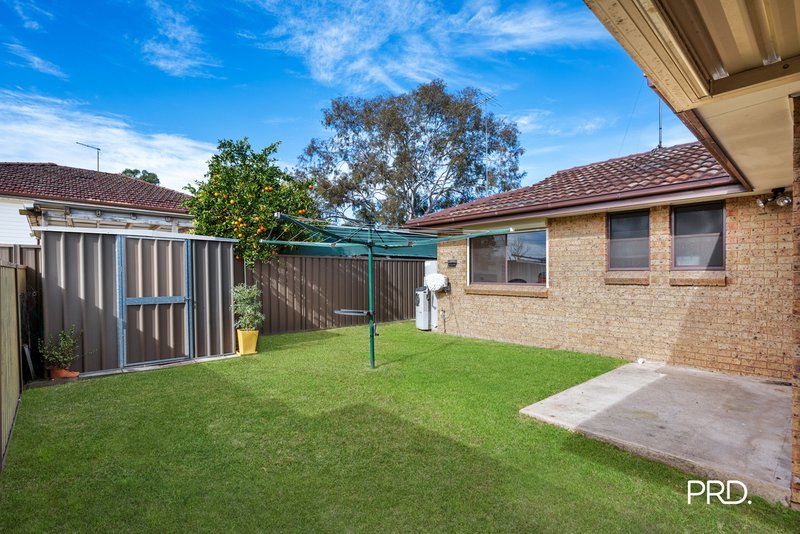 Photo - 2/17 Algie Crescent, Kingswood NSW 2747 - Image 13