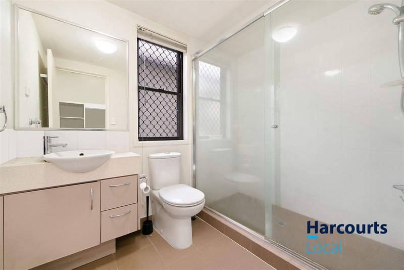 Photo - 2/17 Alma Road, Clayfield QLD 4011 - Image 4