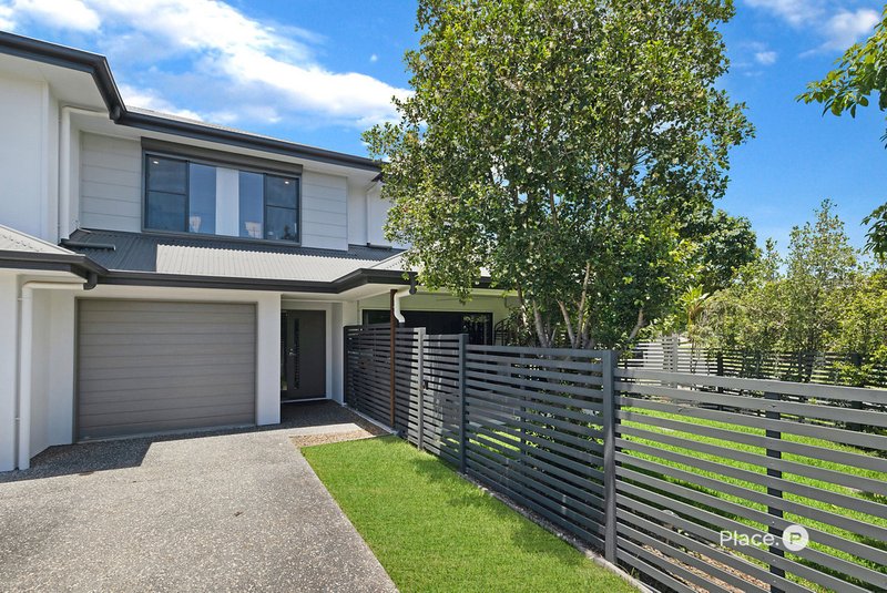Photo - 2/17 Astley Parade, North Lakes QLD 4509 - Image 1