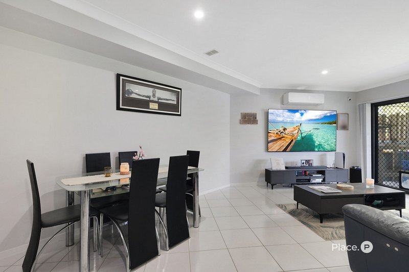 Photo - 2/17 Astley Parade, North Lakes QLD 4509 - Image 5