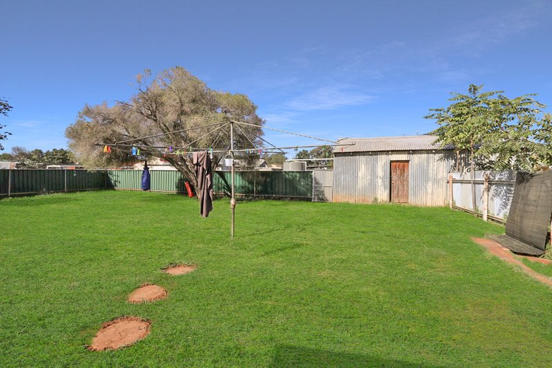 Photo - 217 Austral Street, Temora NSW 2666 - Image 14