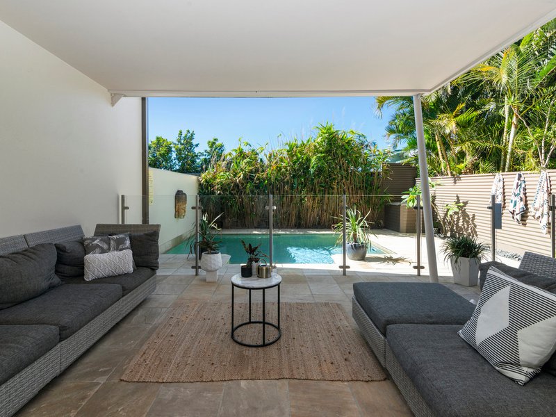 Photo - 2/17 Bali Avenue, Palm Beach QLD 4221 - Image 2