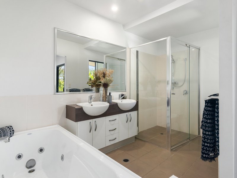 Photo - 2/17 Bali Avenue, Palm Beach QLD 4221 - Image 11