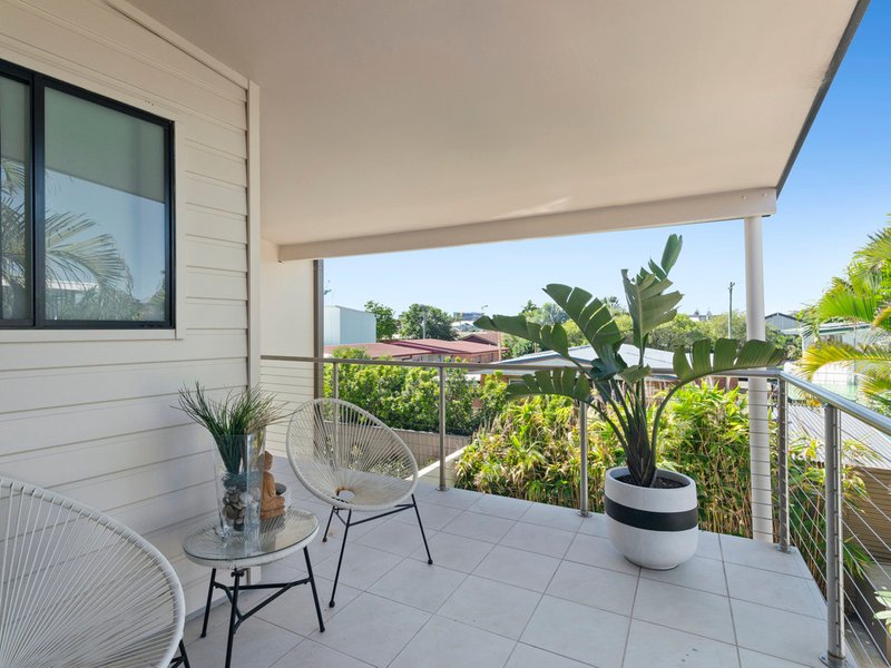 Photo - 2/17 Bali Avenue, Palm Beach QLD 4221 - Image 12