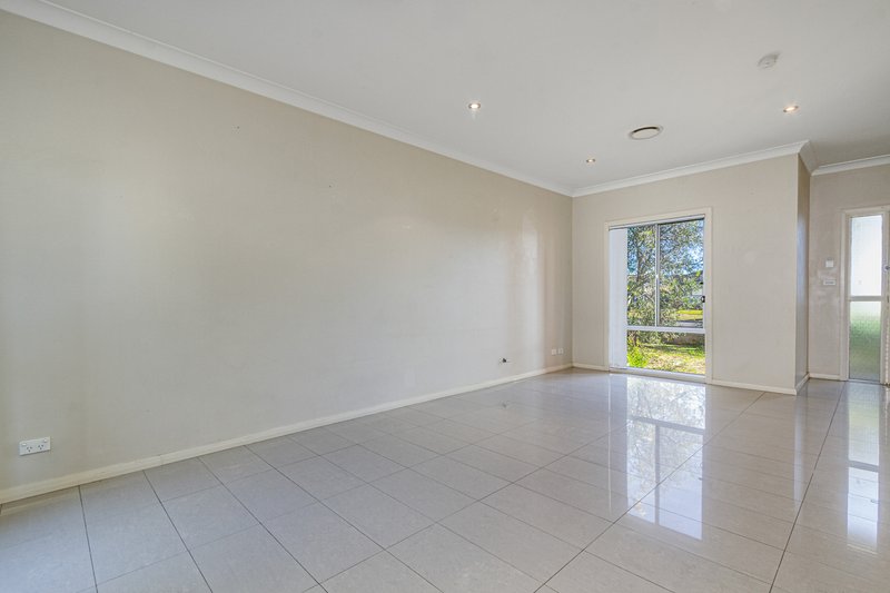 Photo - 2/17 Beatrice Street, Rooty Hill NSW 2766 - Image 3