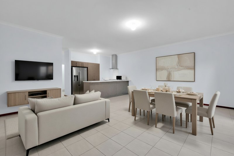 Photo - 217 Camborne Parkway, Butler WA 6036 - Image 4