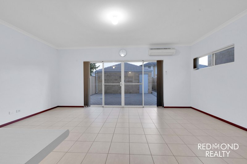 Photo - 217 Camborne Parkway, Butler WA 6036 - Image 6