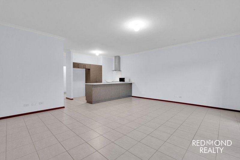Photo - 217 Camborne Parkway, Butler WA 6036 - Image 7