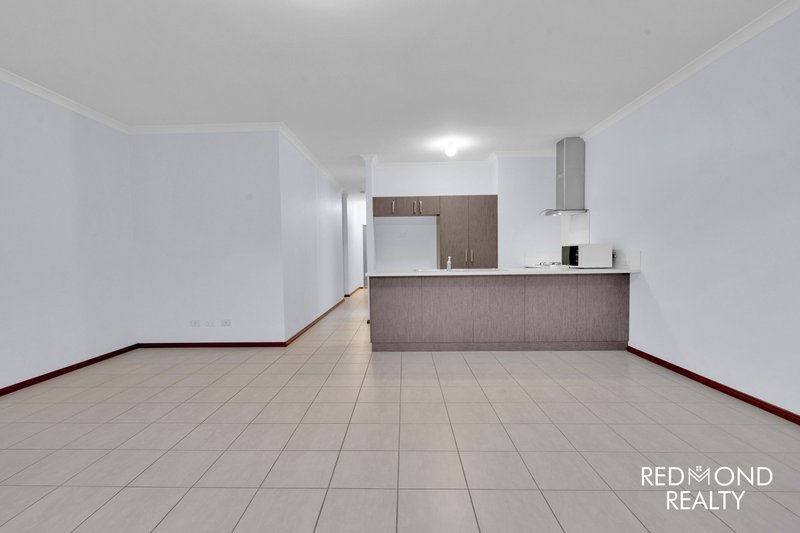 Photo - 217 Camborne Parkway, Butler WA 6036 - Image 8