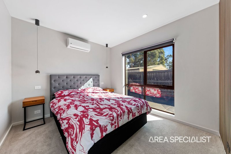 Photo - 2/17 Cameron Way, Pakenham VIC 3810 - Image 7