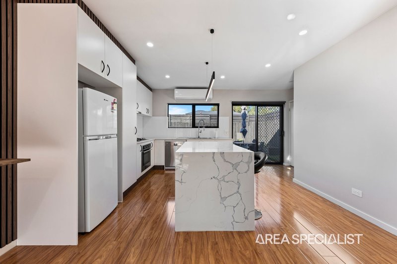 Photo - 2/17 Cameron Way, Pakenham VIC 3810 - Image 19