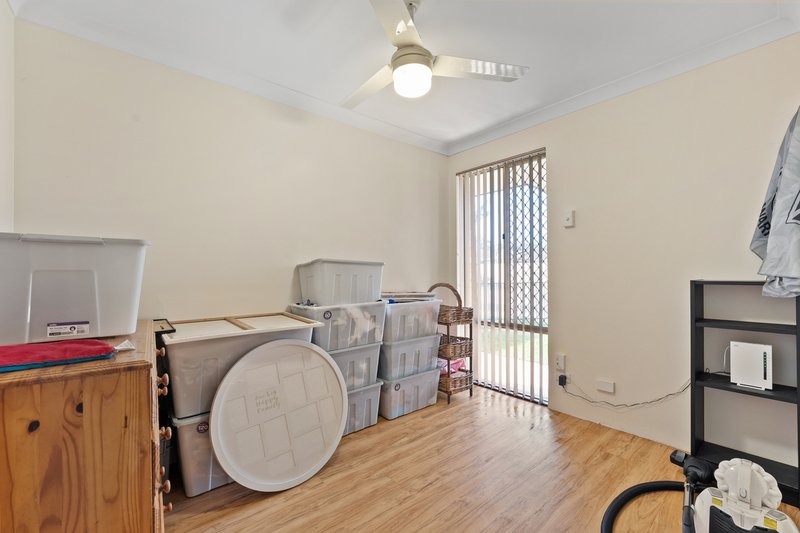 Photo - 2/17 Casilda Place, Cooloongup WA 6168 - Image 22