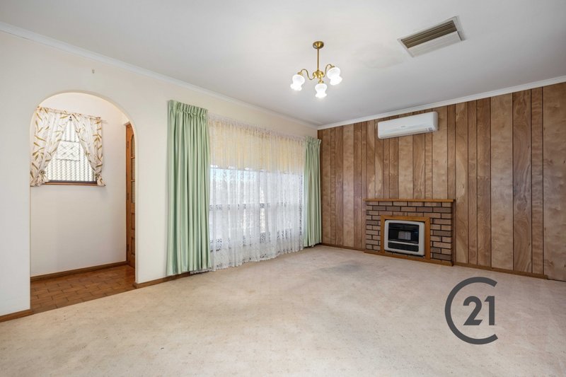 Photo - 2/17 Caulfield Drive, North Haven SA 5018 - Image 6