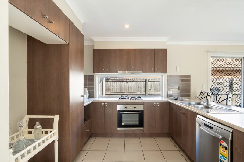 Photo - 217 Cedar Road, Redbank Plains QLD 4301 - Image 6