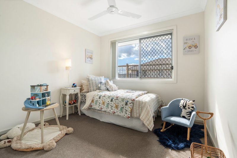 Photo - 217 Cedar Road, Redbank Plains QLD 4301 - Image 10