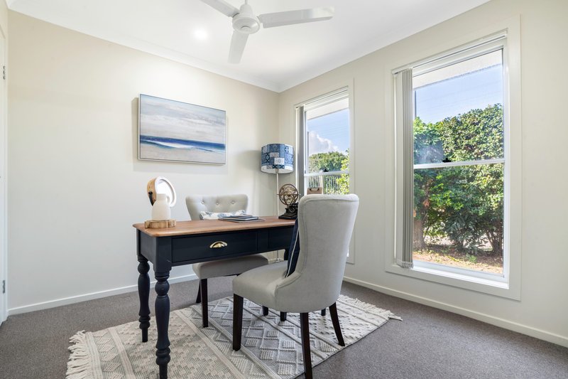 Photo - 217 Cedar Road, Redbank Plains QLD 4301 - Image 11