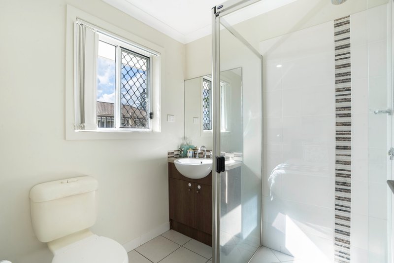 Photo - 217 Cedar Road, Redbank Plains QLD 4301 - Image 13