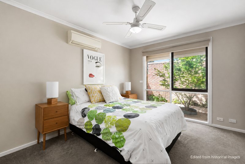 Photo - 2/17 Central Avenue, Moorabbin VIC 3189 - Image 6