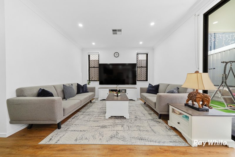 Photo - 21/7 Delonix Place, Eight Mile Plains QLD 4113 - Image 2