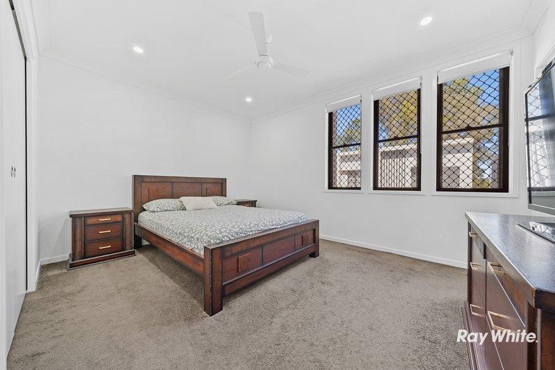 Photo - 21/7 Delonix Place, Eight Mile Plains QLD 4113 - Image 11