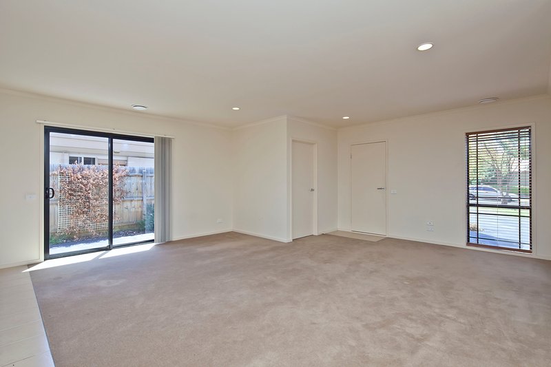 Photo - 2/17 Douglas Street, Hastings VIC 3915 - Image 8