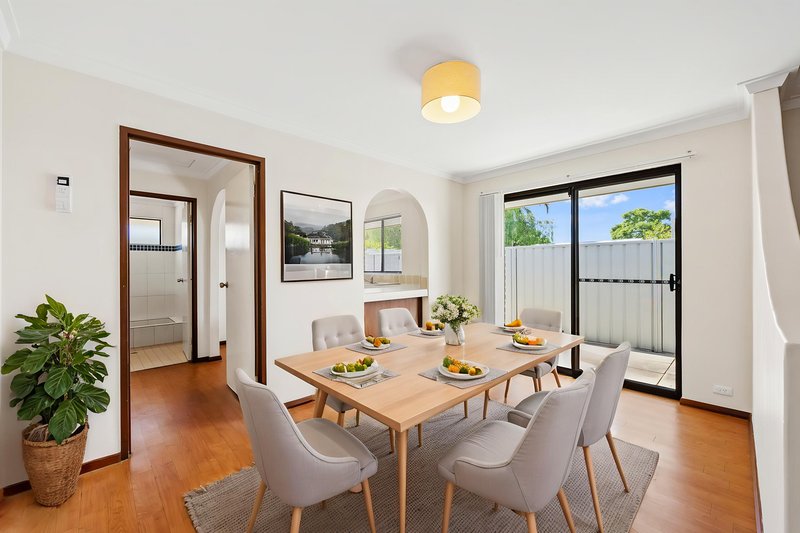 Photo - 2/17 Fitzroy Road, Rivervale WA 6103 - Image 6