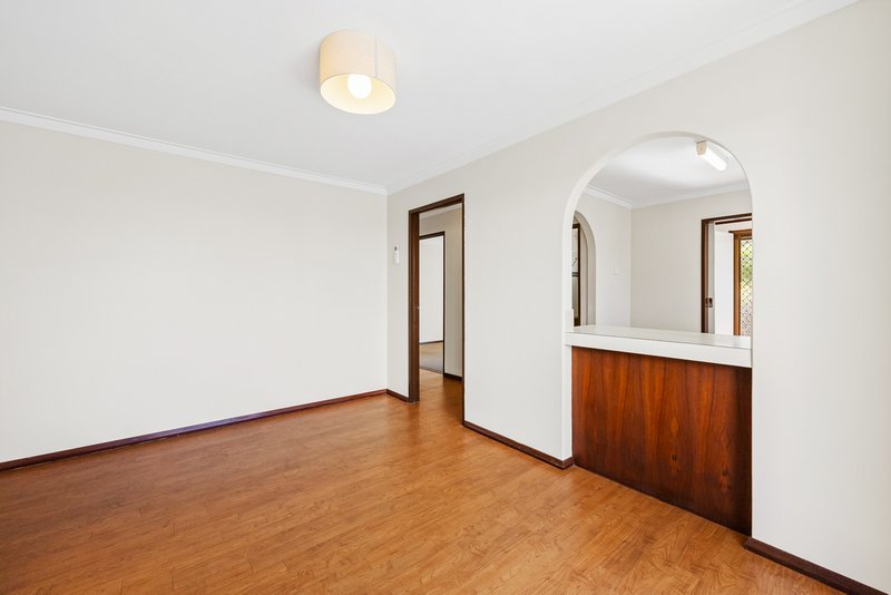 Photo - 2/17 Fitzroy Road, Rivervale WA 6103 - Image 7