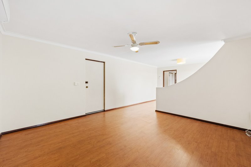 Photo - 2/17 Fitzroy Road, Rivervale WA 6103 - Image 10