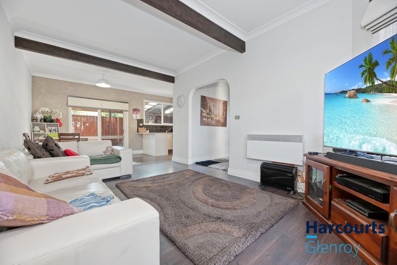 Photo - 2/17 Flannery Court, Oak Park VIC 3046 - Image 3