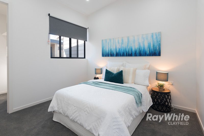 Photo - 2/17 Haig Street, Clayfield QLD 4011 - Image 12