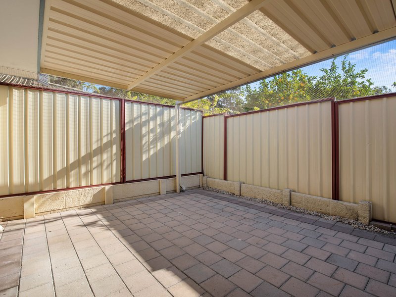 Photo - 2/17 Hartley Street, Gosnells WA 6110 - Image 4