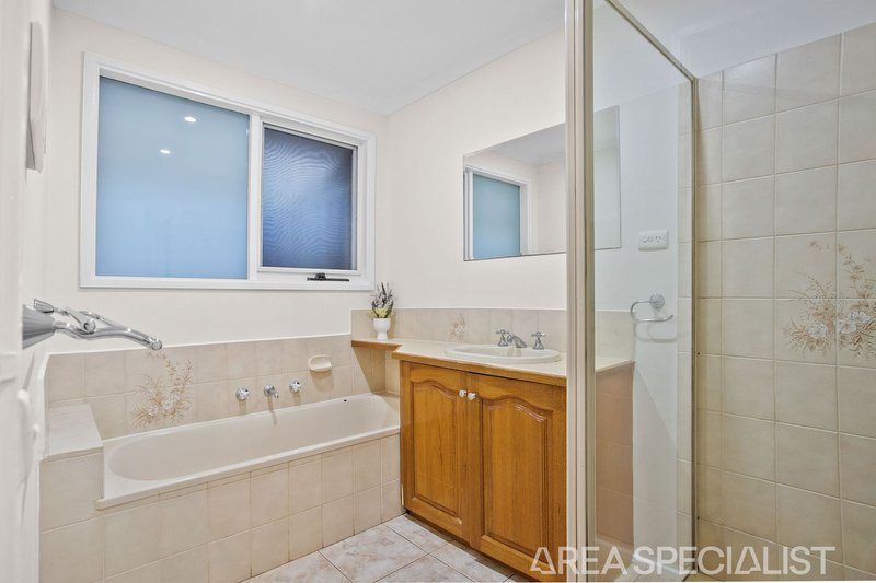 Photo - 217 Heatherhill Road, Frankston VIC 3199 - Image 15