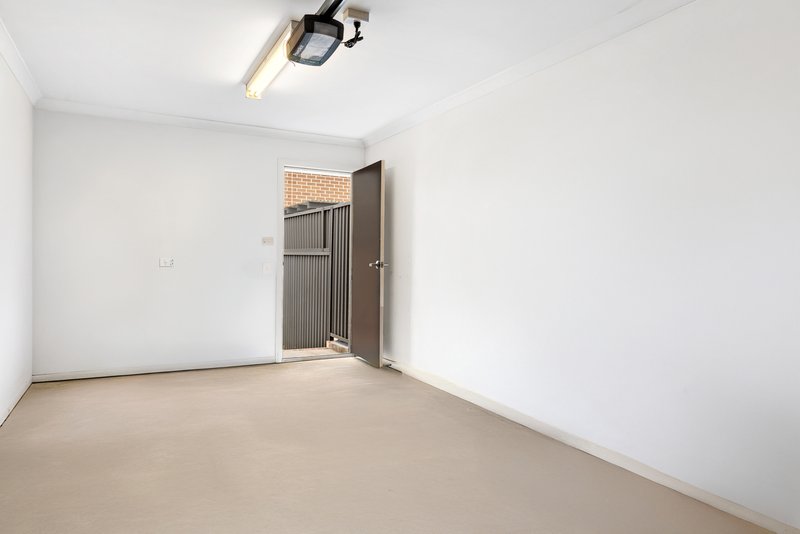 Photo - 217 Jamboree Avenue, Denham Court NSW 2565 - Image 13