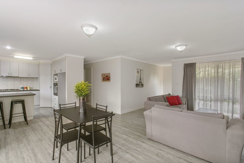 Photo - 2/17 Karingal Street, Croydon North VIC 3136 - Image 3