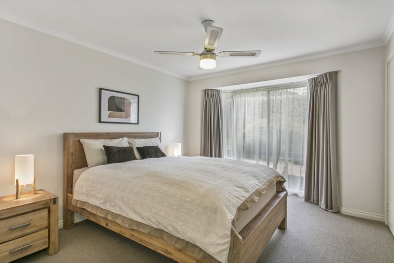 Photo - 2/17 Karingal Street, Croydon North VIC 3136 - Image 4