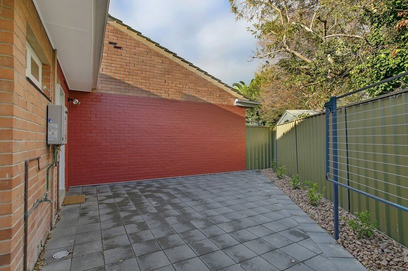 Photo - 2/17 King George Avenue, Somerton Park SA 5044 - Image 8