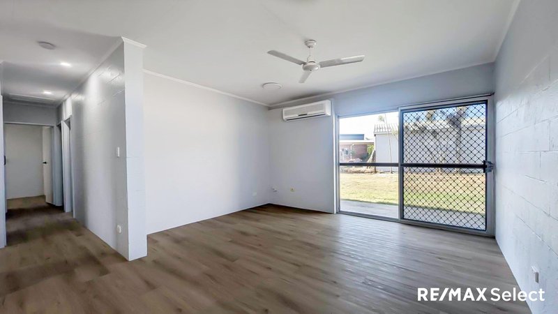 Photo - 2/17 Leslie Street, Andergrove QLD 4740 - Image 5