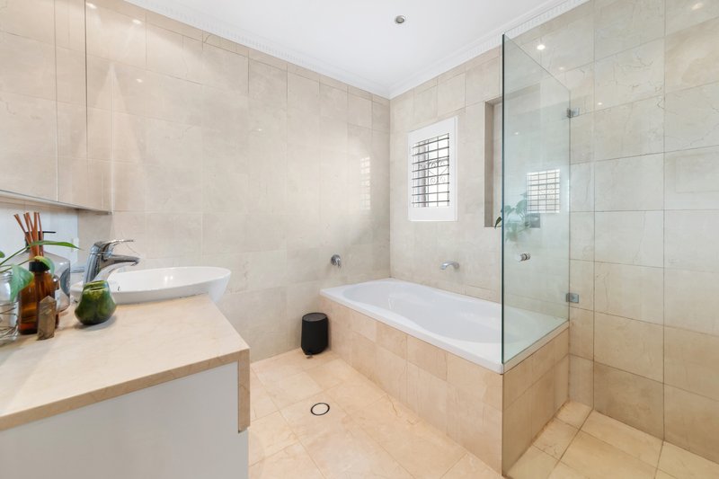 Photo - 2/17 Lindsay Street, Neutral Bay NSW 2089 - Image 3