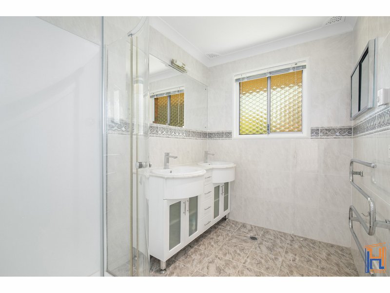 Photo - 217 Markham Street, Armidale NSW 2350 - Image 10