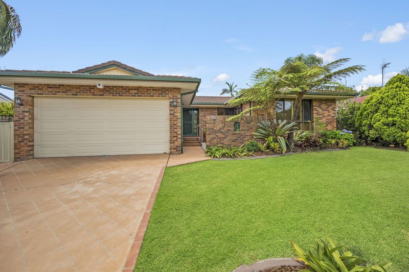 Photo - 217 Matthew Flinders Drive, Port Macquarie NSW 2444 - Image 2