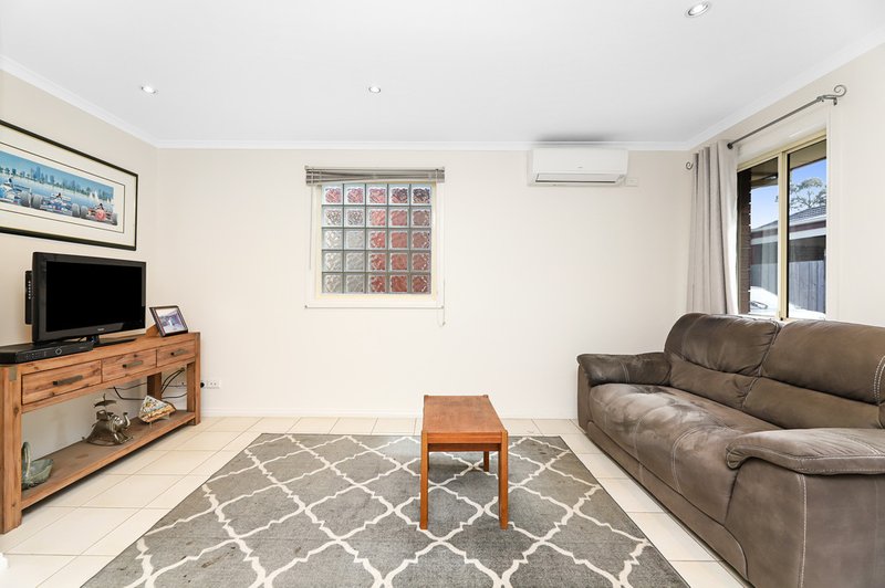 Photo - 2/17 Newton Street, Thomastown VIC 3074 - Image 5