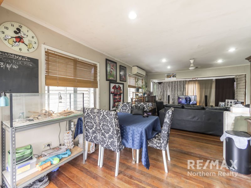 Photo - 217 Patricks Road, Ferny Hills QLD 4055 - Image 11